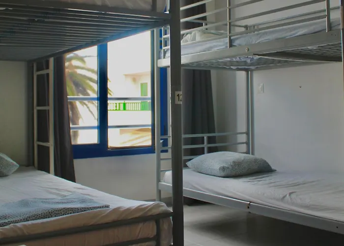 Famara Home Stay Фамара